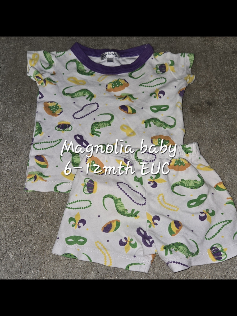 Magnolia Girls' White Mardi Gras Print Pajama Set - Purple Trim